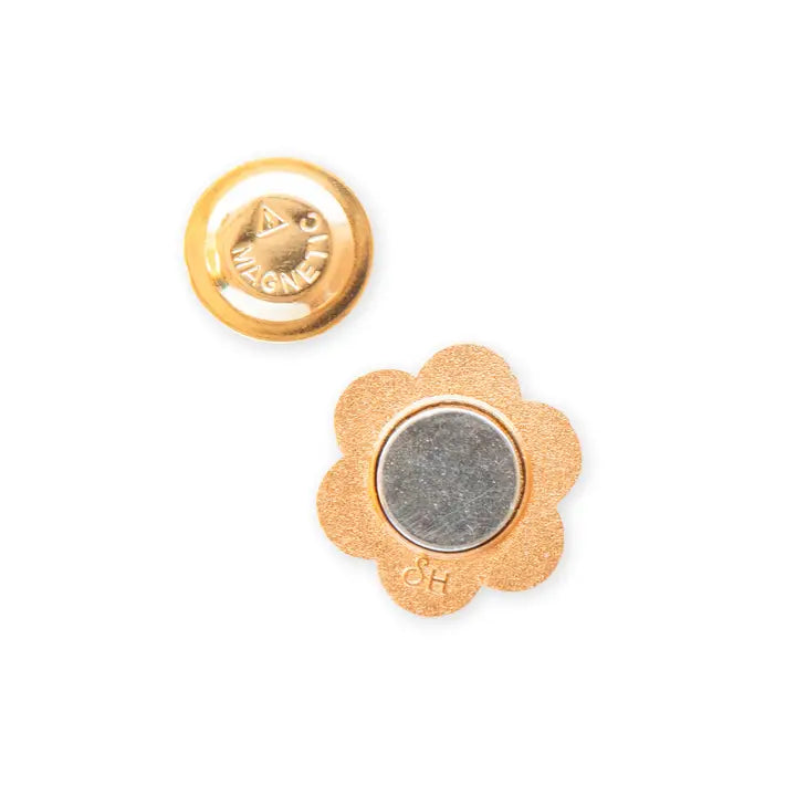 Daisy Button Magnetic Needle Minder