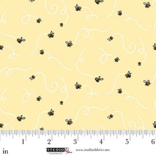 Classic Winnie / Bees in Yellow