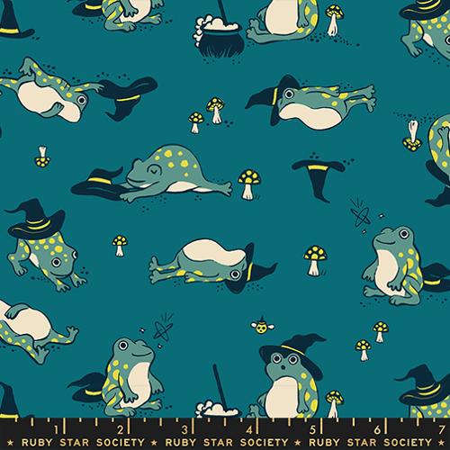 Freaky Familiars / Witch Frogs in Storytime