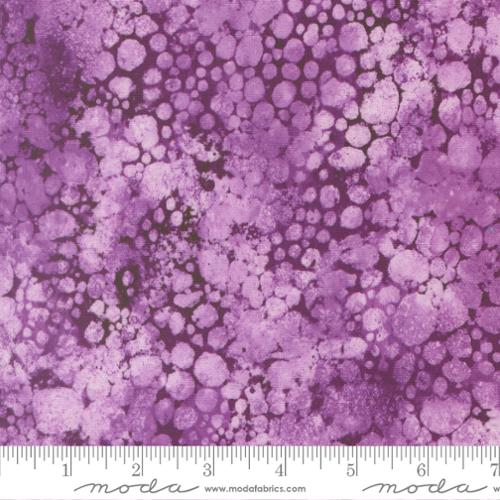 Gradients Gallery / Micro Pigments in Purple Haze