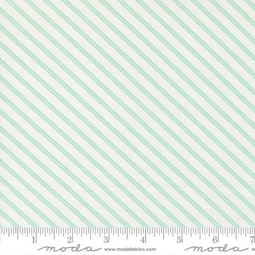 Bloomsberry / Stripes in White Aqua