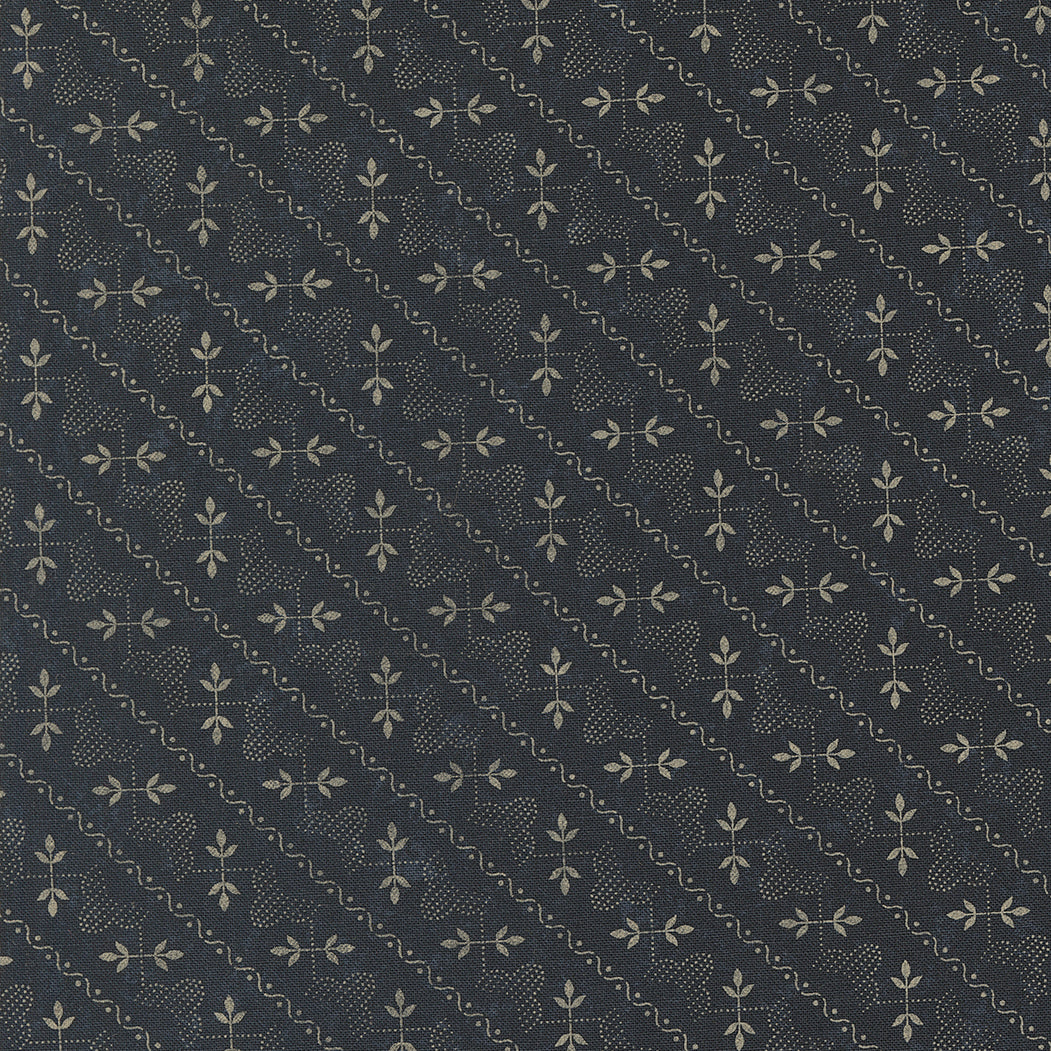 Wheatland / Arbor Vine in Cornflower