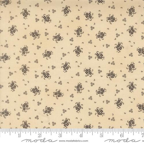 Magnolia / Petals in Ivory