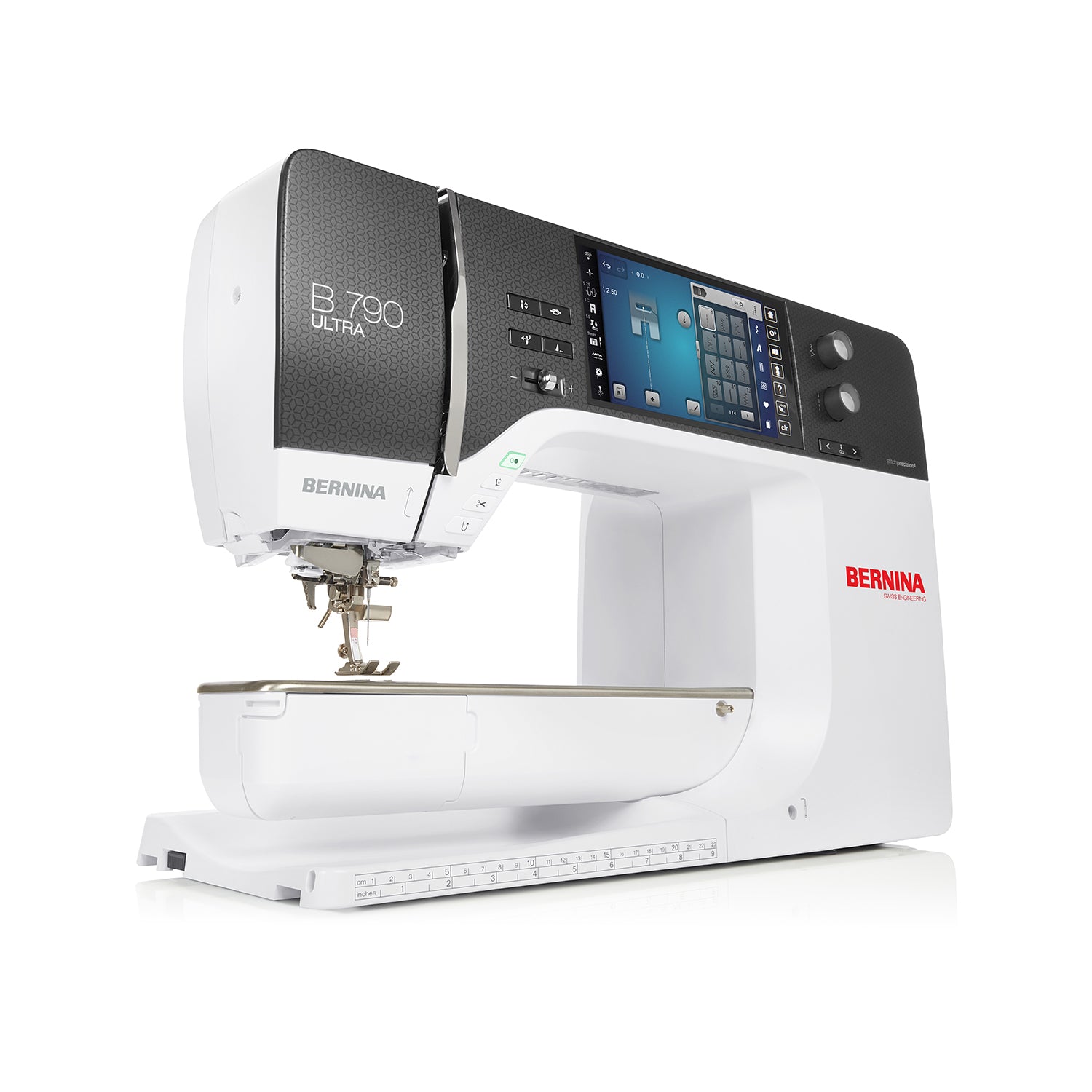 BERNINA 790 ULTRA Sewing & Embroidery Machine