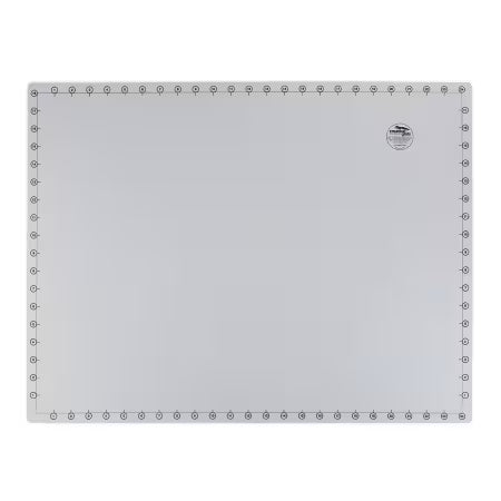 Grid-Free Rotary Cutting Mat 18" x 24"