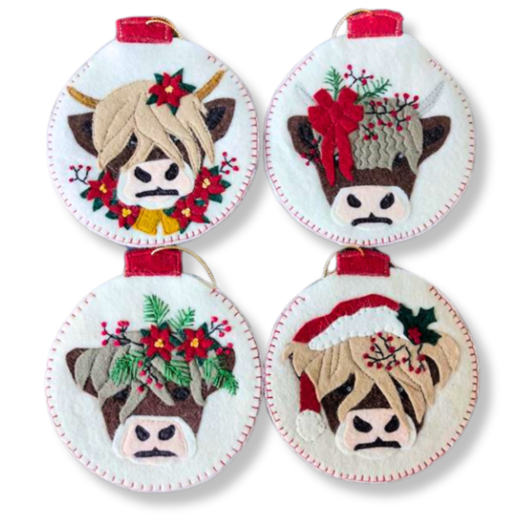 Christmas Cows Ornament Kit