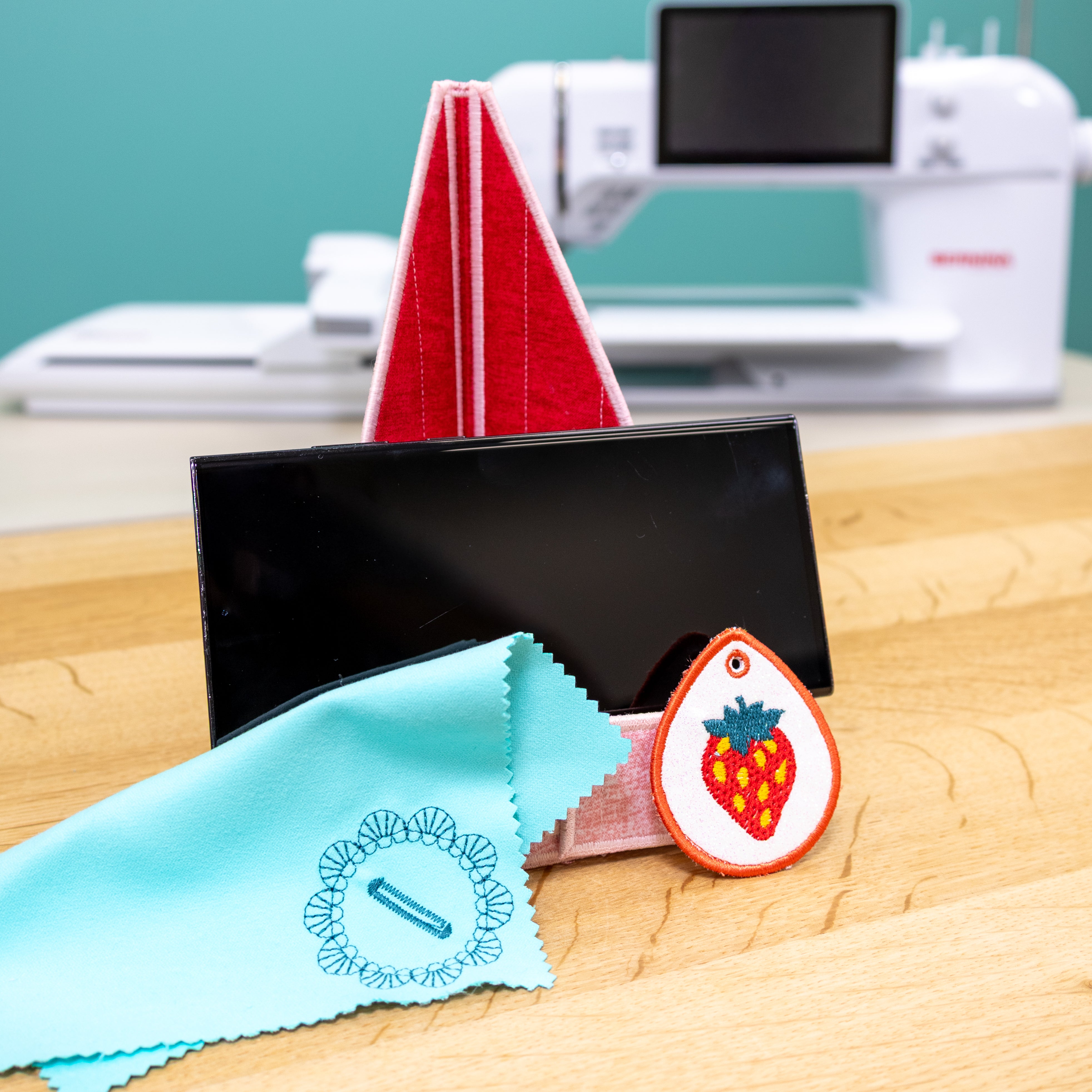 Stitched It! With OESD & BERNINA