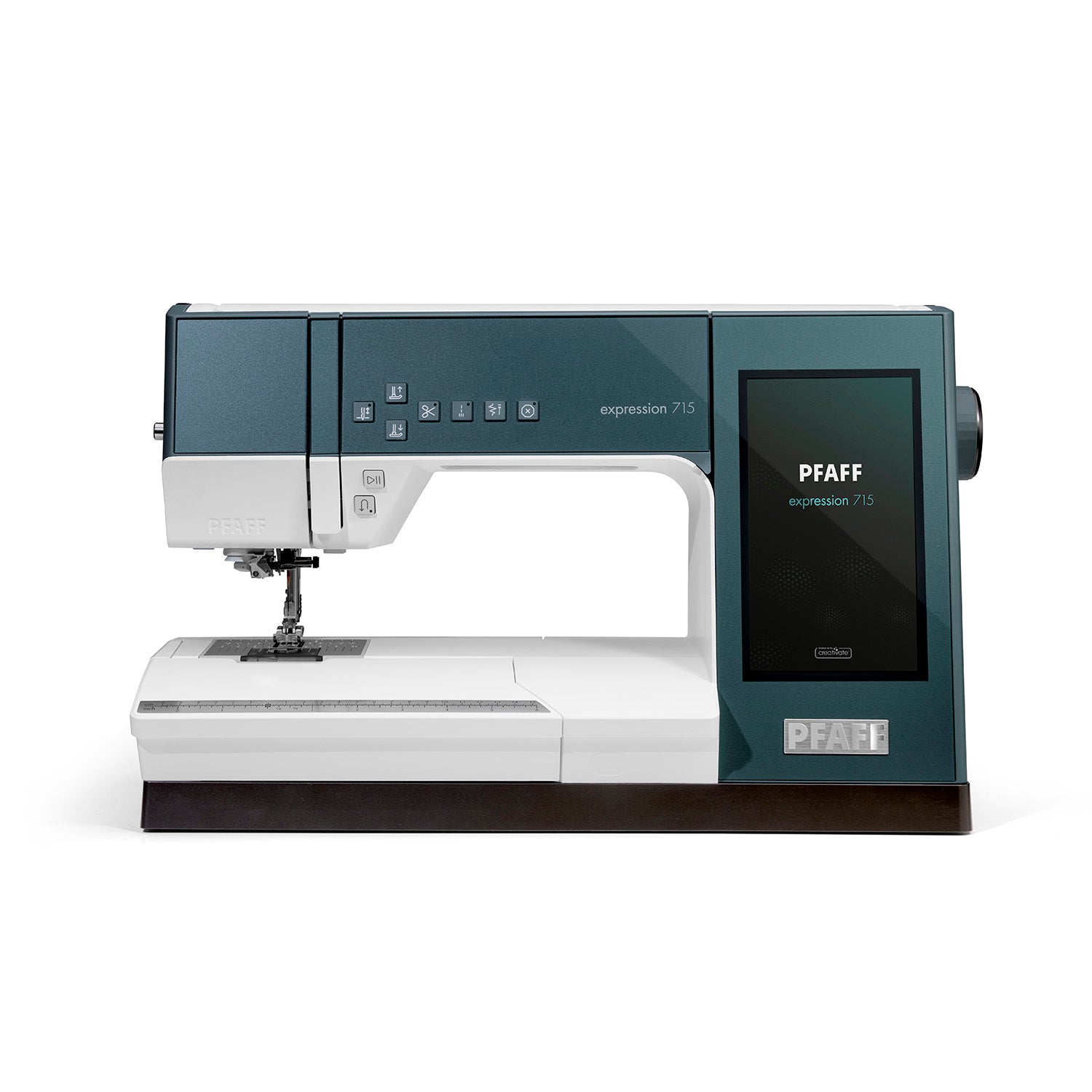 PFAFF Expression™ 715