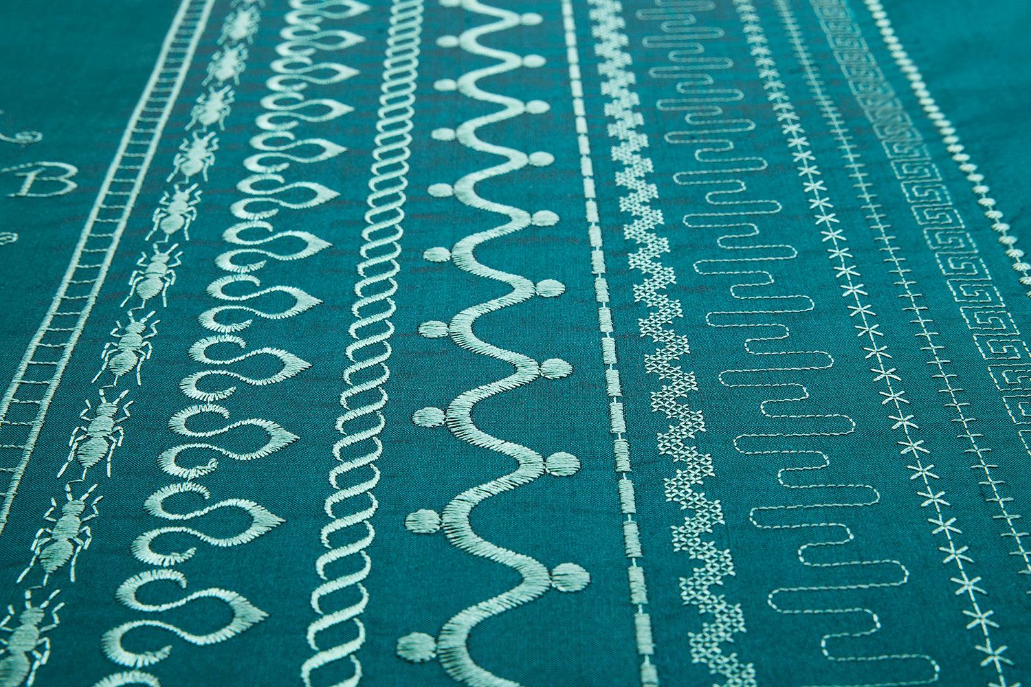 PFAFF Expression™ 715