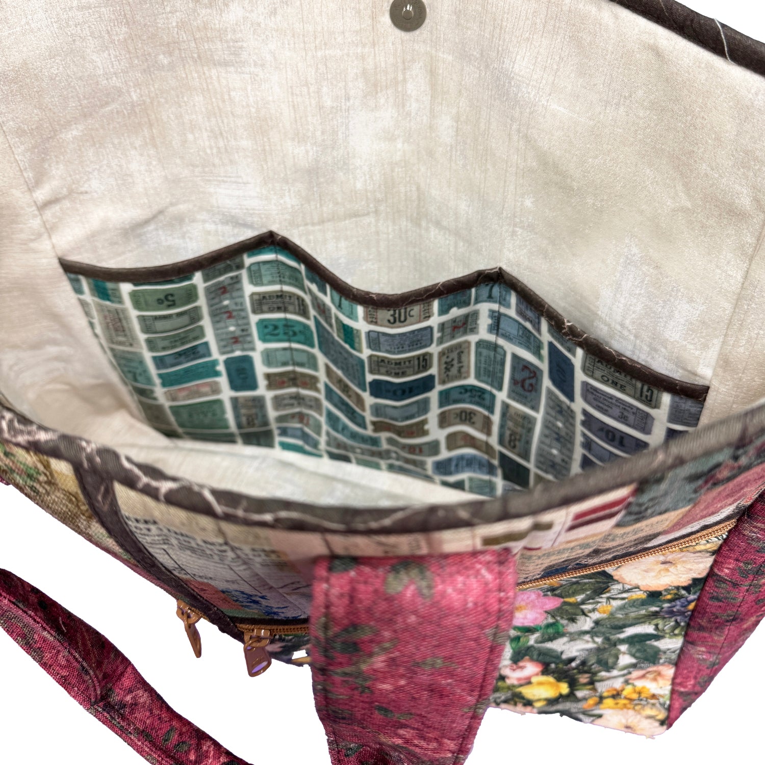 Pick a Pair of Pockets Fabric & Zipper Kit: Tim Holtz Canvas