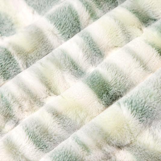 Luxe Cuddle® Frosted Himalayan / Mint Julep